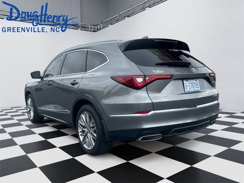 Used 2023 Acura MDX SH-AWD w/ Advance Package image 3