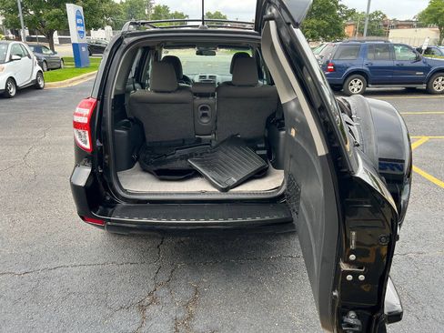 Used 2012 Toyota RAV4 FWD w/ Upgrade Value Pkg image 15