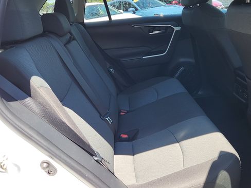 Certified 2025 Toyota RAV4 XLE AWD/4WD image 30