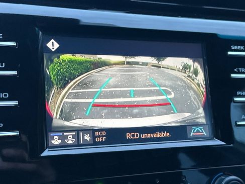 Used 2019 Toyota Camry LE image 15