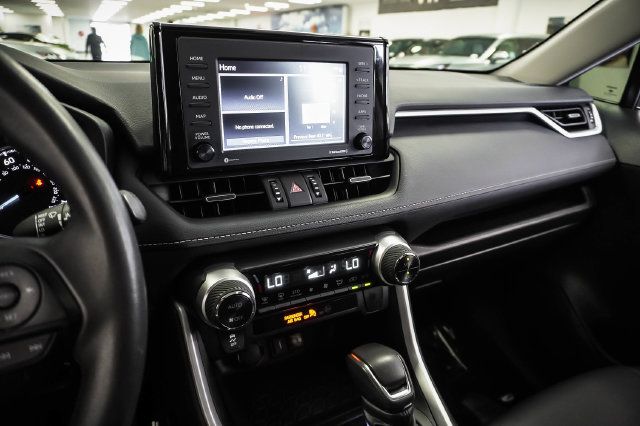 Used 2021 Toyota RAV4 XLE Premium AWD/4WD image 15