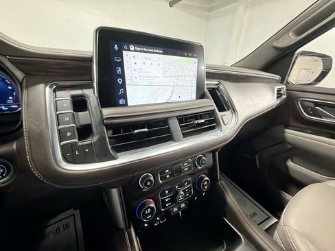 Used 2024 Chevrolet Tahoe Z71 w/ Luxury Package AWD/4WD image 18