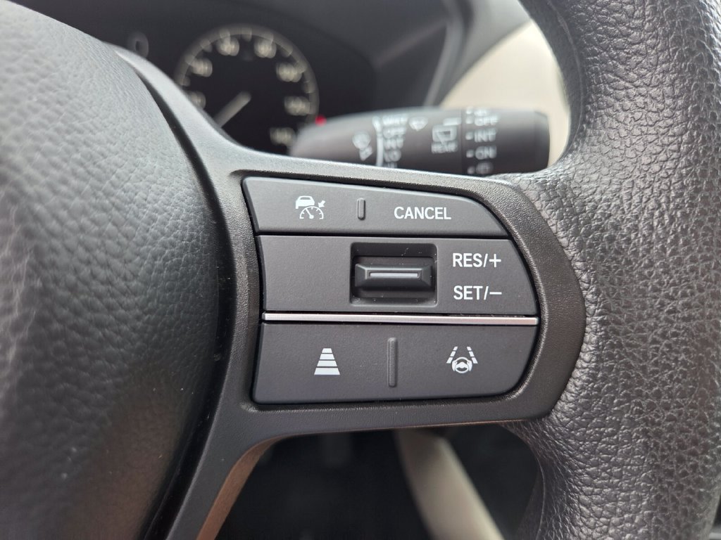 Certified 2025 Honda HR-V LX image 20
