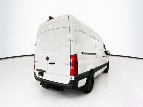 Used 2026 Mercedes-Benz Sprinter 2500 image 9