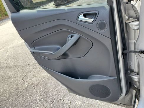 Used 2014 Ford Escape Titanium FWD image 15