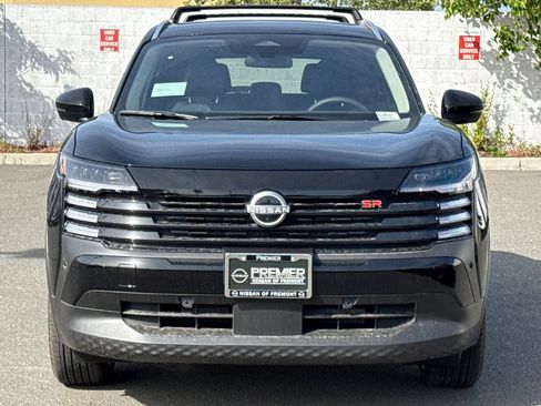 New 2025 Nissan Kicks SR image 6