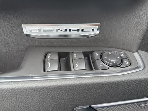 Used 2026 GMC Sierra 1500 Denali AWD/4WD image 29