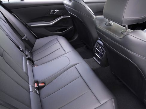 Used 2025 BMW 330i Sedan RWD image 33