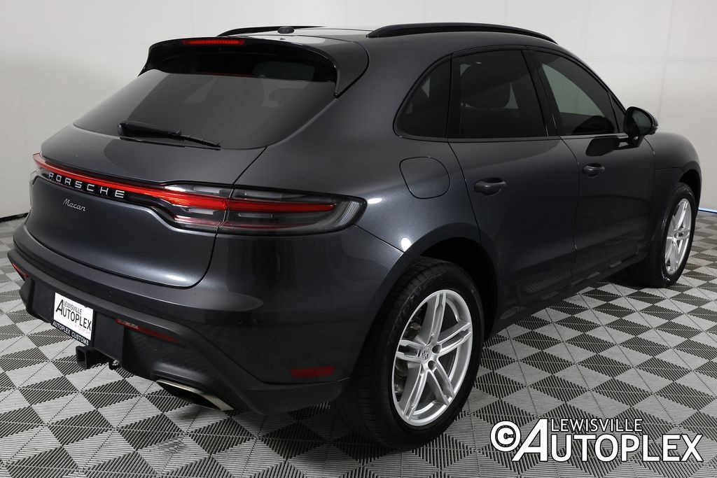 Used 2023 Porsche Macan AWD/4WD image 5