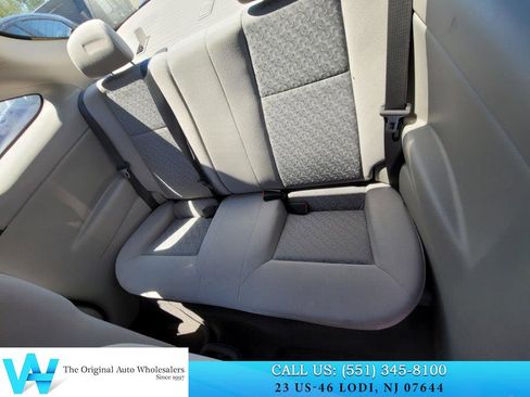 Used 2007 Chevrolet Cobalt LS w/ Enhanced Safety Package FWD image 11