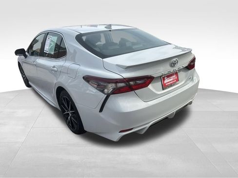 Used 2023 Toyota Camry SE image 17