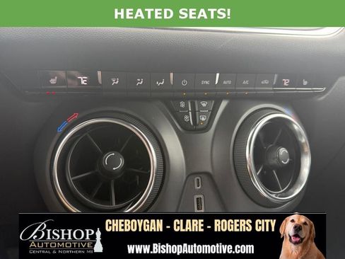 Used 2025 Chevrolet Blazer LT AWD/4WD image 13