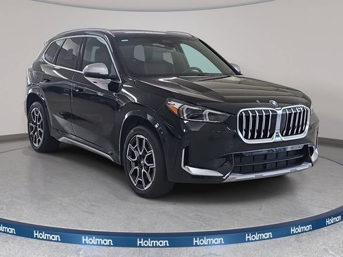 Used 2023 BMW X1 xDrive28i w/ Convenience Package AWD/4WD image 4