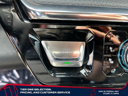 Used 2024 GMC Sierra 1500 Denali AWD/4WD image 23