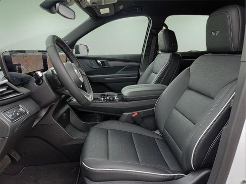 New 2026 Buick Enclave Sport Touring AWD/4WD image 17