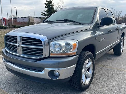 Used 2006 Dodge Ram 1500 Truck SLT image 3
