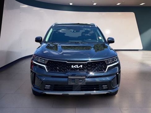 Certified 2023 Kia Sorento EX AWD/4WD image 8