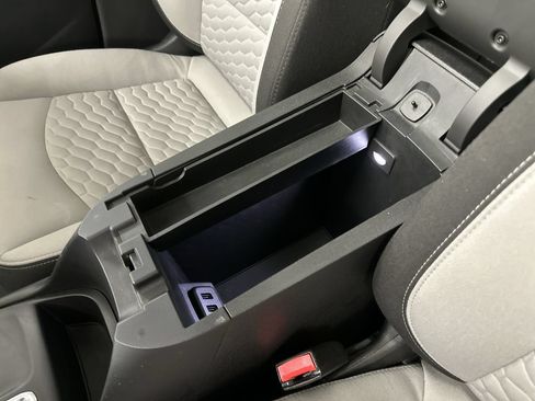 Used 2019 Chevrolet Equinox LT w/ LT True North Edition AWD/4WD image 54
