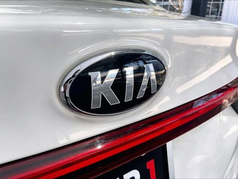 Used 2019 Kia Forte LXS image 29