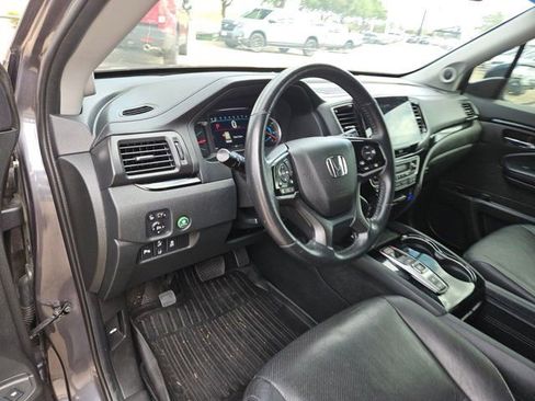 Used 2022 Honda Pilot Elite image 16