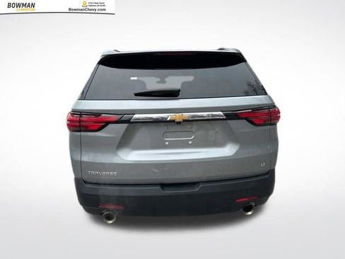 Used 2023 Chevrolet Traverse LT image 4