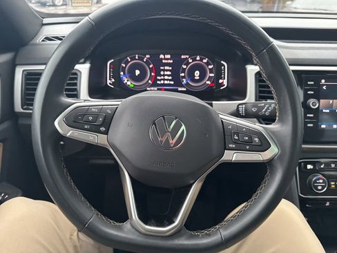 Used 2022 Volkswagen Atlas Cross Sport SE image 15