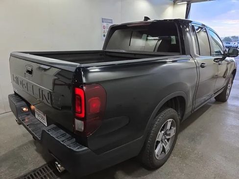 Used 2024 Honda Ridgeline RTL image 3