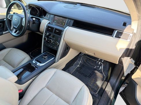 Used 2017 Land Rover Discovery Sport HSE image 13