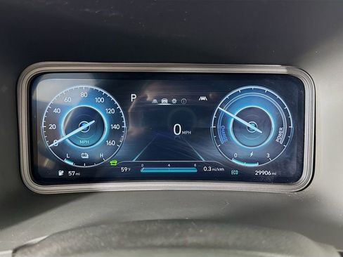 Used 2023 Hyundai Kona SE w/ Cargo Package image 30