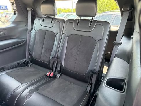 Used 2023 Jeep Grand Cherokee L Laredo AWD/4WD image 23