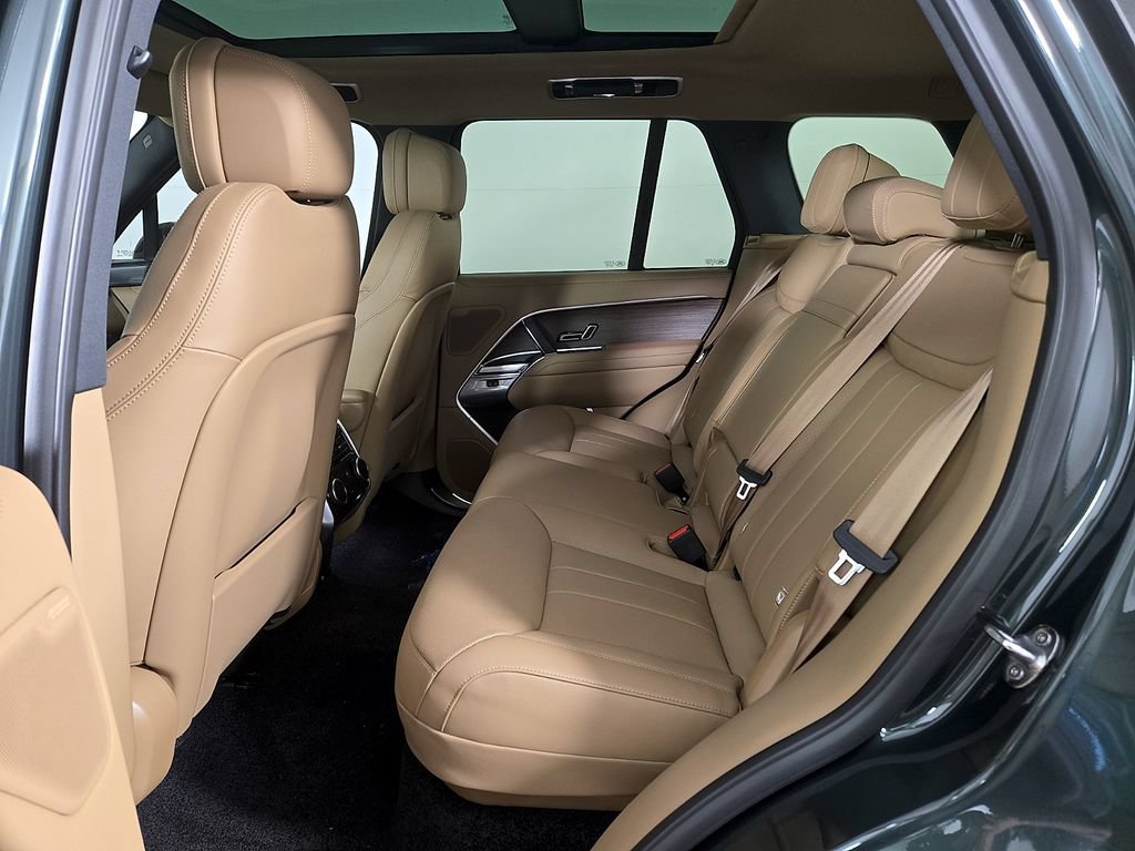 New 2026 Land Rover Range Rover SE AWD/4WD image 10