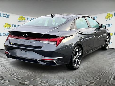 Used 2021 Hyundai Elantra SEL w/ Convenience + Premium Package image 6