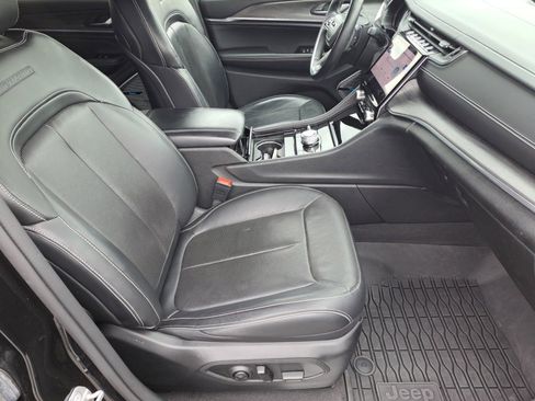 Used 2021 Jeep Grand Cherokee L Overland AWD/4WD image 19