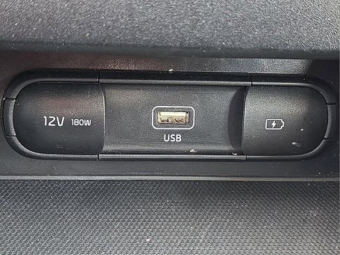 Used 2024 Kia Forte LXS image 17