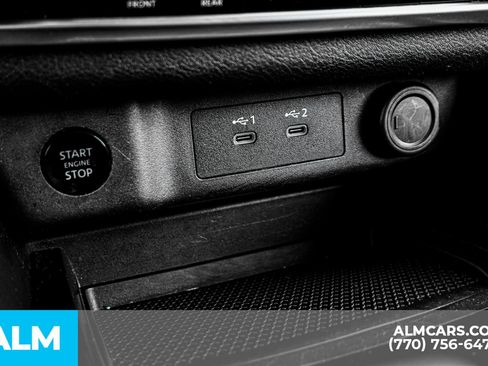 Used 2024 Nissan Rogue SV image 46