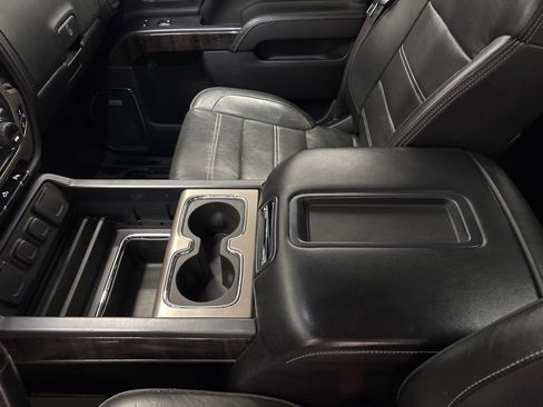 Used 2015 GMC Sierra 2500 Denali image 17