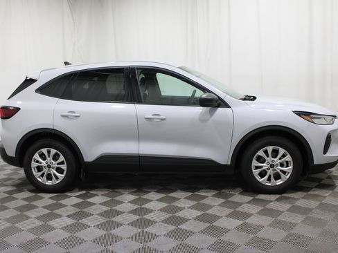Used 2025 Ford Escape Active FWD image 29