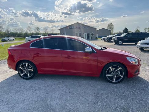 Used 2012 Volvo S60 T6 R-Design AWD/4WD image 2