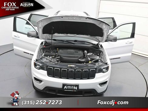 Used 2020 Jeep Grand Cherokee Trailhawk AWD/4WD image 37