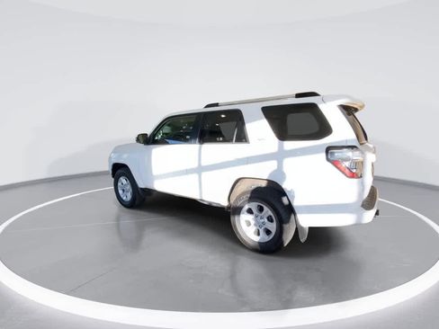 Certified 2024 Toyota 4Runner SR5 Premium w/ Moonroof Package AWD/4WD image 6