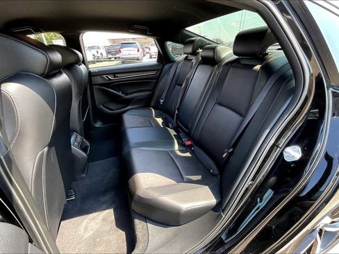 Used 2022 Honda Accord Sport image 18