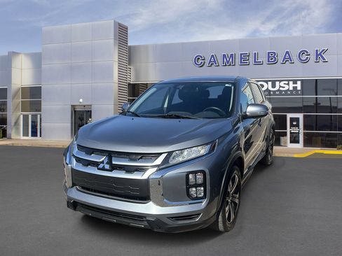 Used 2021 Mitsubishi Outlander Sport SE FWD image 2