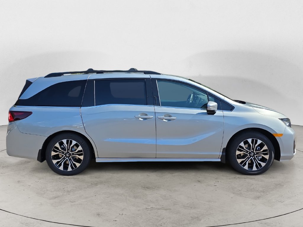 New 2026 Honda Odyssey Elite image 4