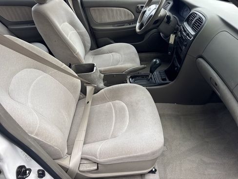 Used 2001 Hyundai Sonata FWD image 15