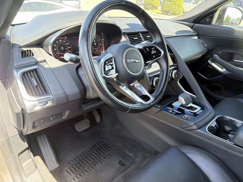 Used 2021 Jaguar E-PACE SE image 21