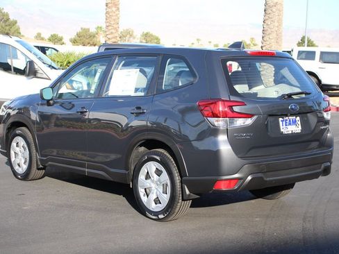 Used 2023 Subaru Forester AWD/4WD image 5