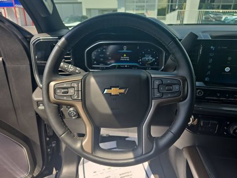 Used 2024 Chevrolet Silverado 2500 High Country w/ High Country Premium Package AWD/4WD image 14