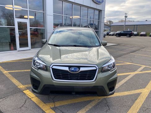 Used 2020 Subaru Forester Premium image 8