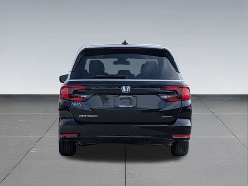 Certified 2024 Honda Odyssey Sport image 4