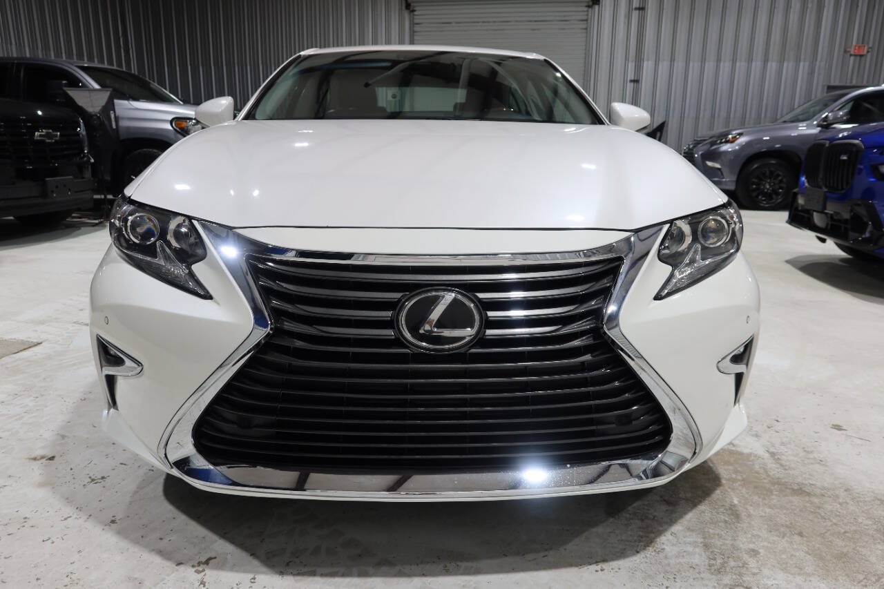 Used 2018 Lexus ES 350 w/ Navigation System Package FWD image 8
